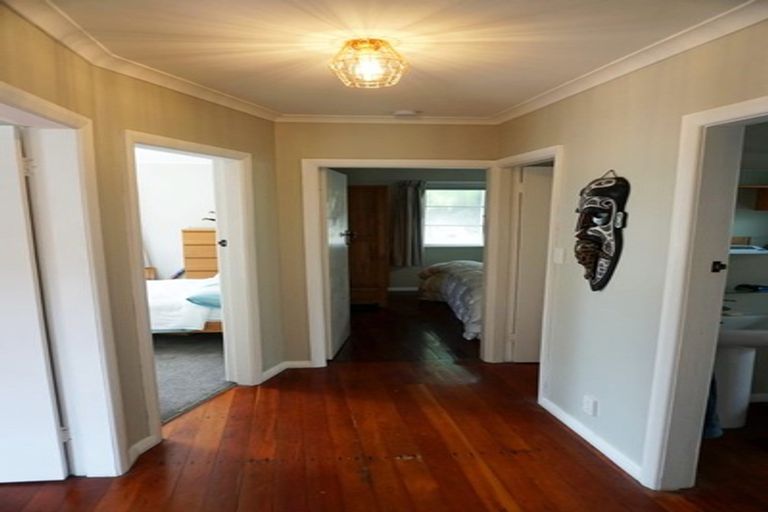 Photo of property in 57 Nottingham Street, Karori, Wellington, 6012