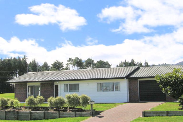 Photo of property in 2 Hatton Street, Tauhara, Taupo, 3330