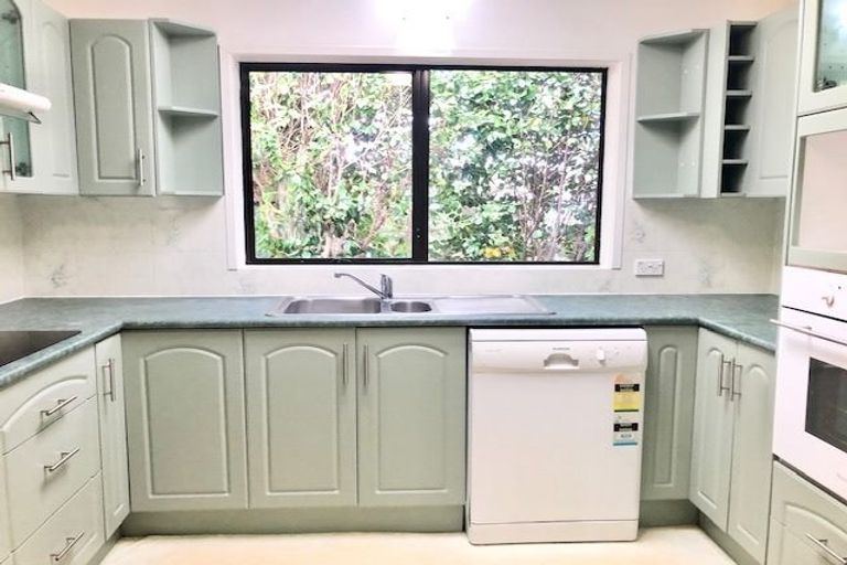 Photo of property in 1/789 Beach Road, Browns Bay, Auckland, 0630