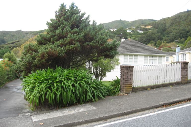 Photo of property in 2/103 Seddon Street, Naenae, Lower Hutt, 5011