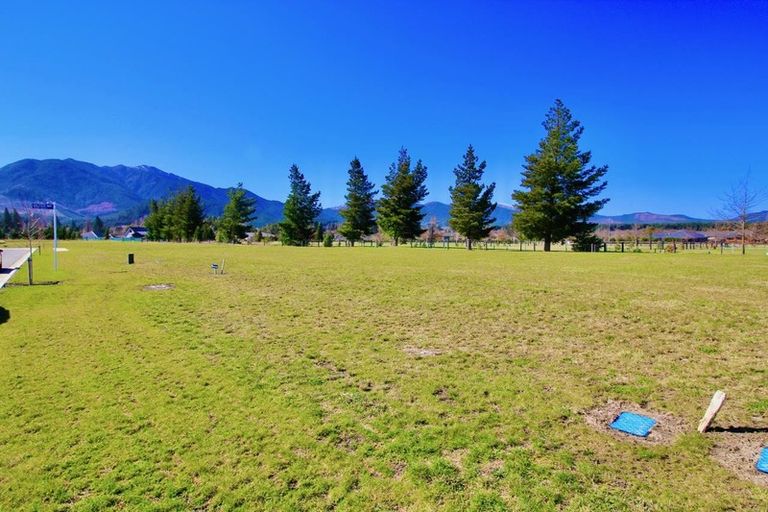 Photo of property in 16 William Jones Place, Hanmer Springs, 7334