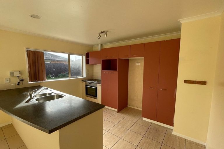 Photo of property in 43 Sandwick Drive, Weymouth, Auckland, 2103