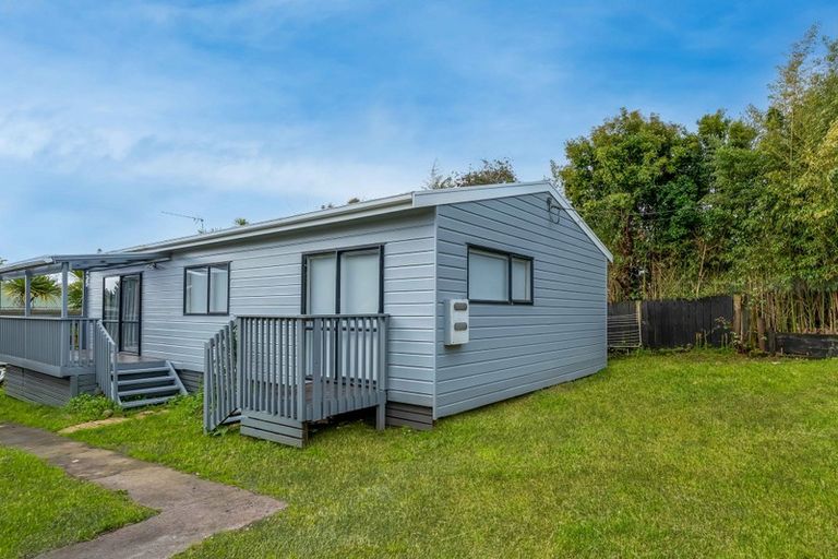 Photo of property in 1/184 Hutchinson Avenue, New Lynn, Auckland, 0600