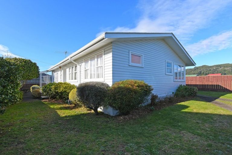 Photo of property in 10 Fortune Lane, Trentham, Upper Hutt, 5018