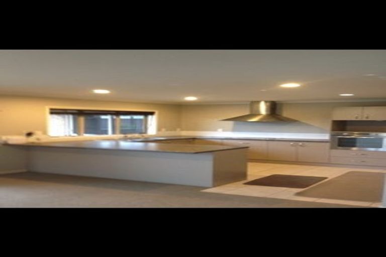 Photo of property in 9b Courtenay Place, Owhata, Rotorua, 3010