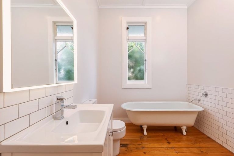 Photo of property in 14 Jesmond Terrace, Mount Albert, Auckland, 1025