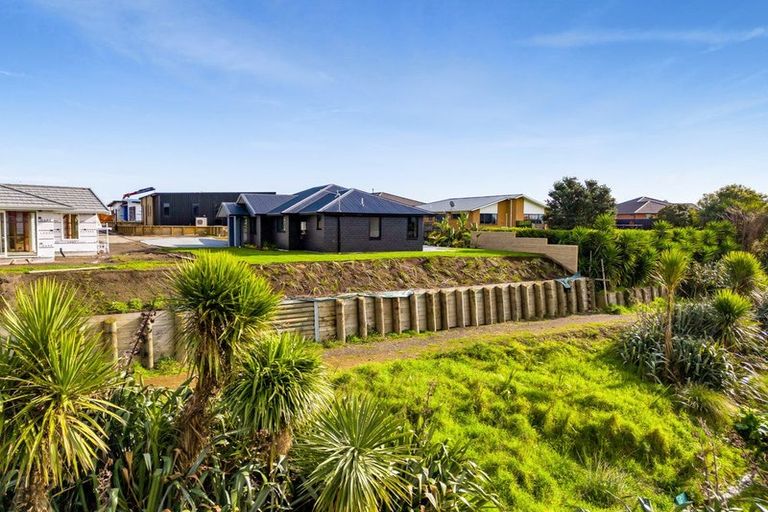 Photo of property in 9b James Drive, Bell Block, New Plymouth, 4312