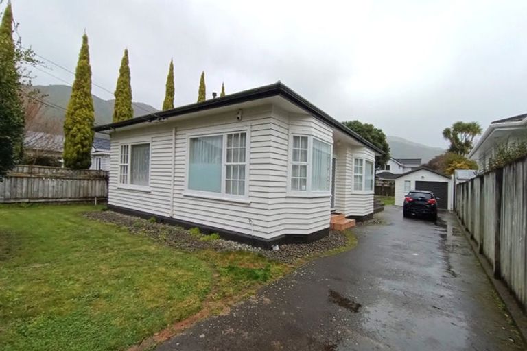 Photo of property in 8 Norton Park Avenue, Fairfield, Lower Hutt, 5011
