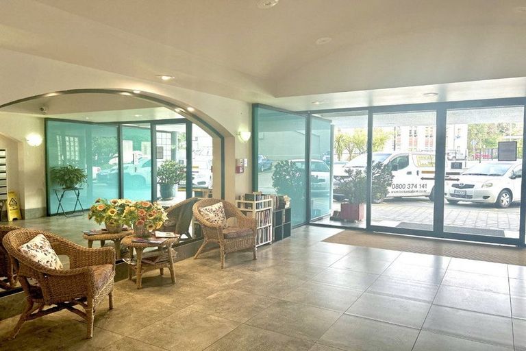 Photo of property in Mclean Towers, 1h/3 Shakespeare Road, Napier South, Napier, 4110