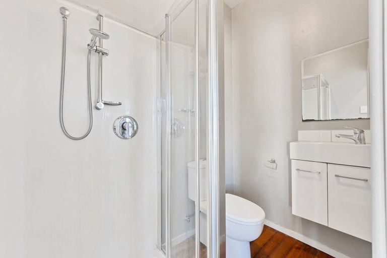 Photo of property in 12 Randolph Street, Woolston, Christchurch, 8062