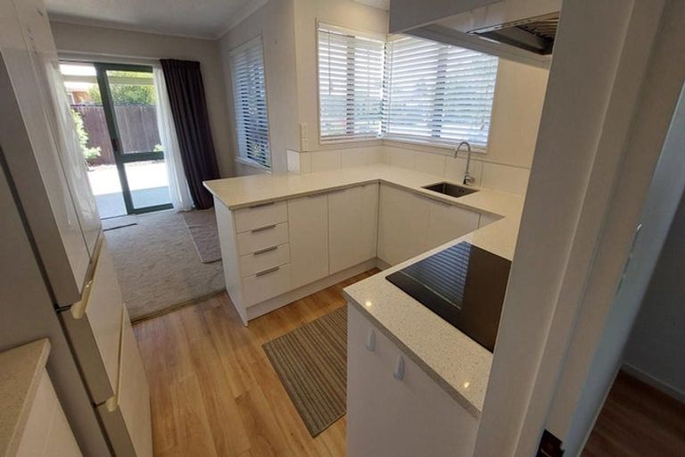 Photo of property in 29 Durrell Way, Rolleston, 7614