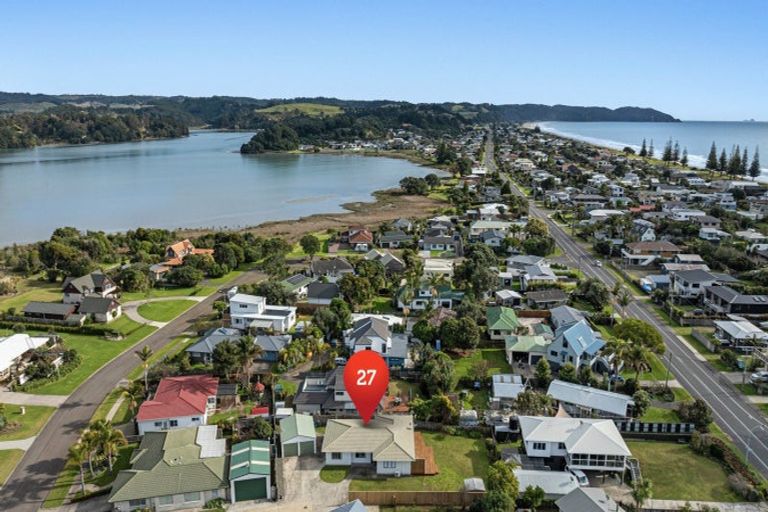 Photo of property in 27 Ohiwa Parade, Ohope, 3121
