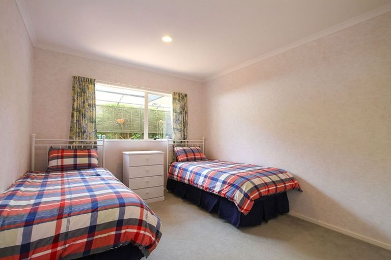 Photo of property in 50a Torkar Road, Clarks Beach, 2122