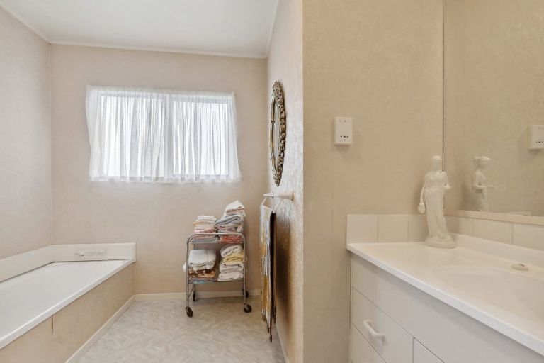 Photo of property in 48 Waerenga Road, Te Kauwhata, 3710