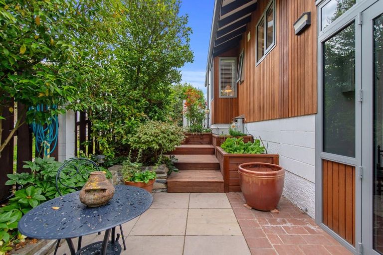 Photo of property in 2/54 Clyde Road, Ilam, Christchurch, 8041