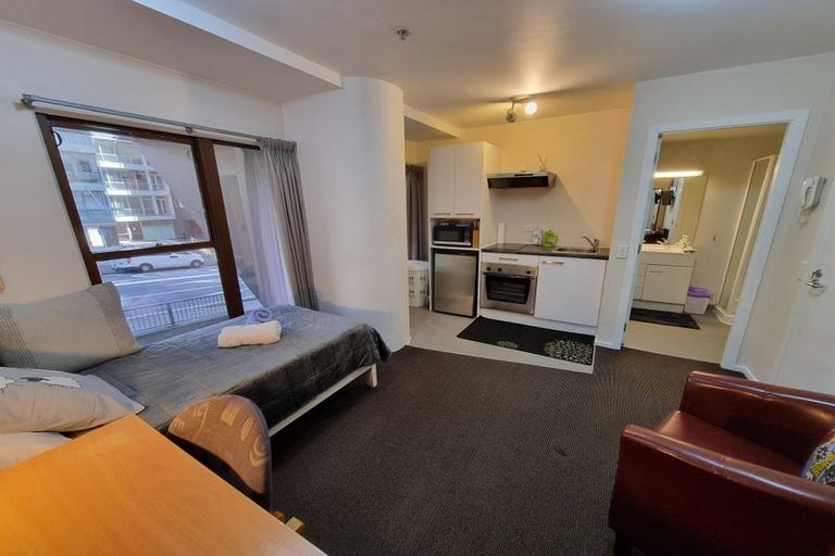 Photo of property in Orange Apartments/victoria Centr, 104/169 The Terrace, Wellington Central, Wellington, 6011