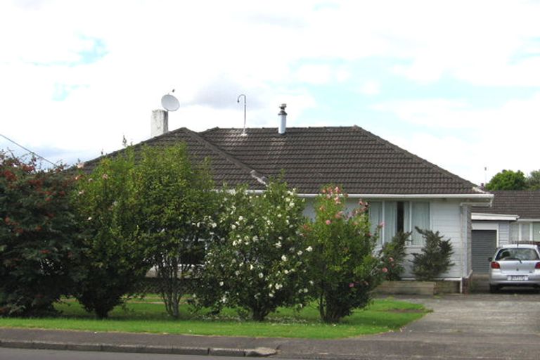 Photo of property in 641 Te Atatu Road, Te Atatu Peninsula, Auckland, 0610