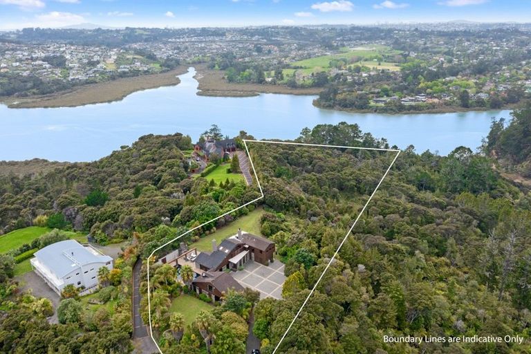 Photo of property in 361c Paremoremo Road, Paremoremo, Auckland, 0632