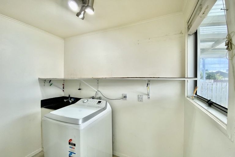 Photo of property in 60a Swaffield Road, Papatoetoe, Auckland, 2025