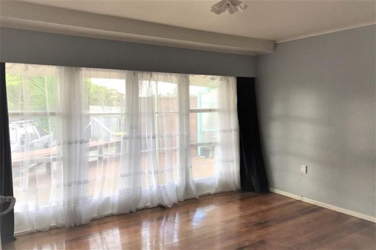 Photo of property in 31 Evans Road, Weymouth, Auckland, 2103