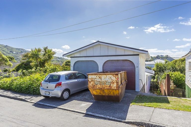 Photo of property in 27 Izard Road, Khandallah, Wellington, 6035
