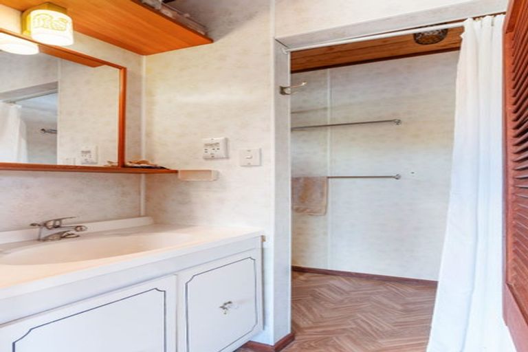 Photo of property in 68a Vista Paku, Pauanui, Hikuai, 3579