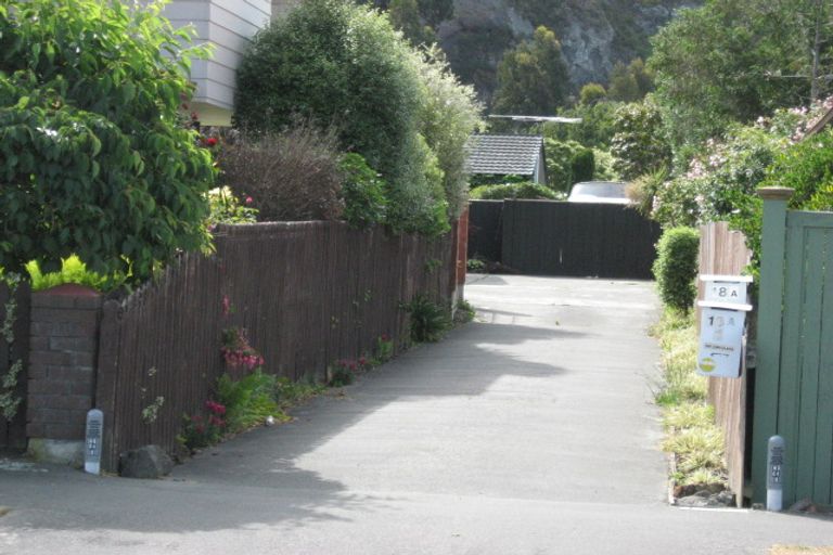 Photo of property in 18 Taupata Street, Redcliffs, Christchurch, 8081