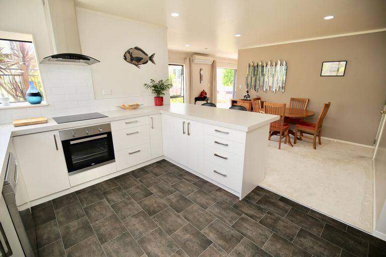 Photo of property in 215 Grandview Road, Grandview Heights, Hamilton, 3200