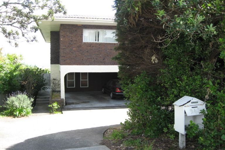 Photo of property in 948a Whangaparaoa Road, Manly, Whangaparaoa, 0930