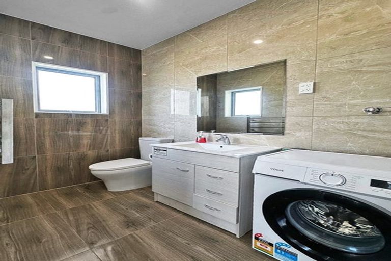 Photo of property in 52 Riverhead Point Drive, Riverhead, 0820