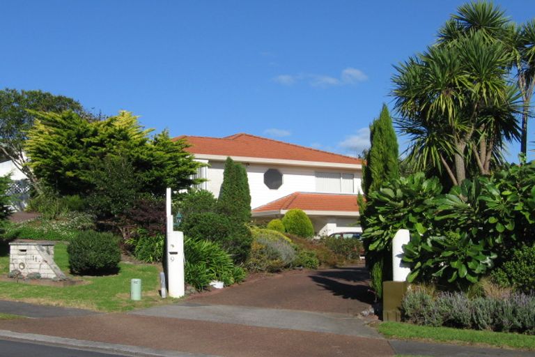 Photo of property in 9 Sligo Place, Somerville, Auckland, 2014
