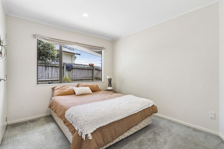 Photo of property in 23a Waiora Road, Stanmore Bay, Whangaparaoa, 0932
