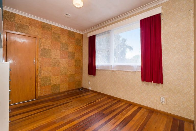 Photo of property in 98 Wharf Road, Te Atatu Peninsula, Auckland, 0610