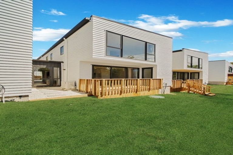 Photo of property in 48a Ambler Avenue, Glen Eden, Auckland, 0602