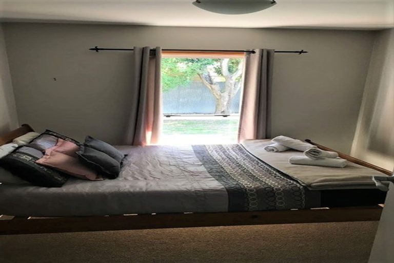 Photo of property in 21 Toorak Avenue, Avonhead, Christchurch, 8042