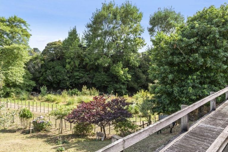 Photo of property in 86 Cordelia Street, Stratford, 4332