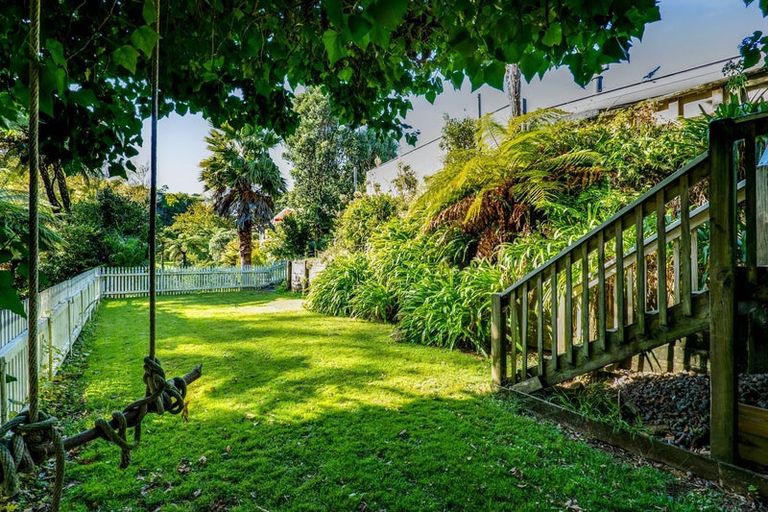 Photo of property in 7 Lombardy Place, Whalers Gate, New Plymouth, 4310