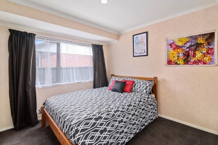 Photo of property in 35 Hoyte Place, Pukehangi, Rotorua, 3015