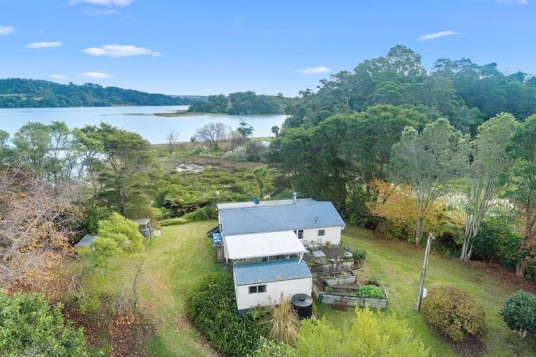 Photo of property in 295 Ruatuna Road, Waiotahe, Opotiki, 3198