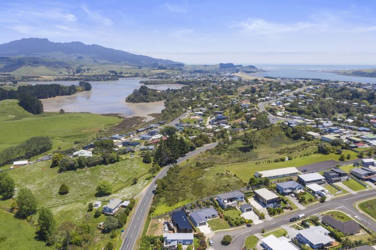 Photo of property in 7 Puka Place, Raglan, 3225
