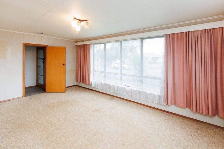 Photo of property in 64 Highbury Avenue, Highbury, Palmerston North, 4412