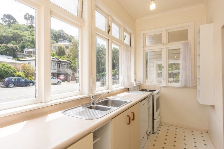 Photo of property in 235 Ohiro Road, Brooklyn, Wellington, 6021