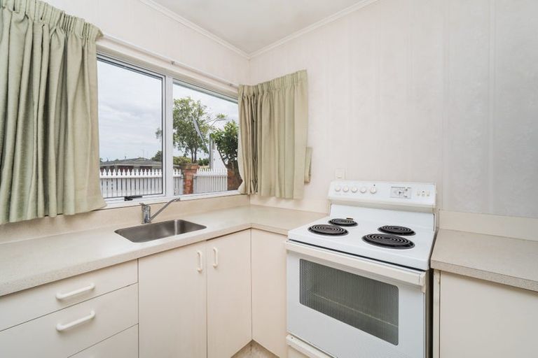 Photo of property in 3/119 Botanical Road, Takaro, Palmerston North, 4412