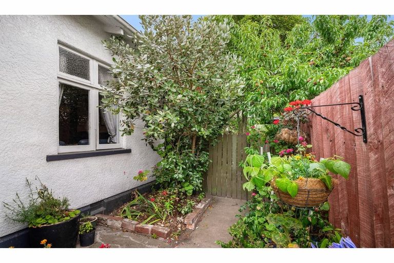 Photo of property in 1/75 Wychbury Street, Spreydon, Christchurch, 8024