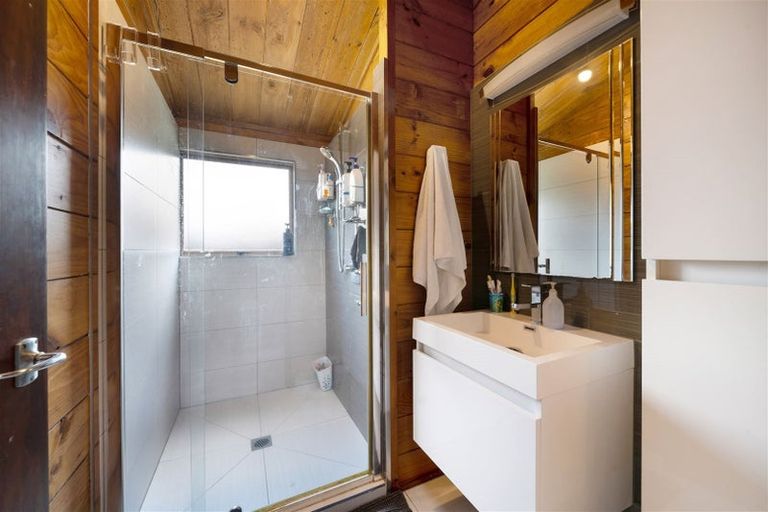 Photo of property in 56 Makora Road, Massey, Auckland, 0614