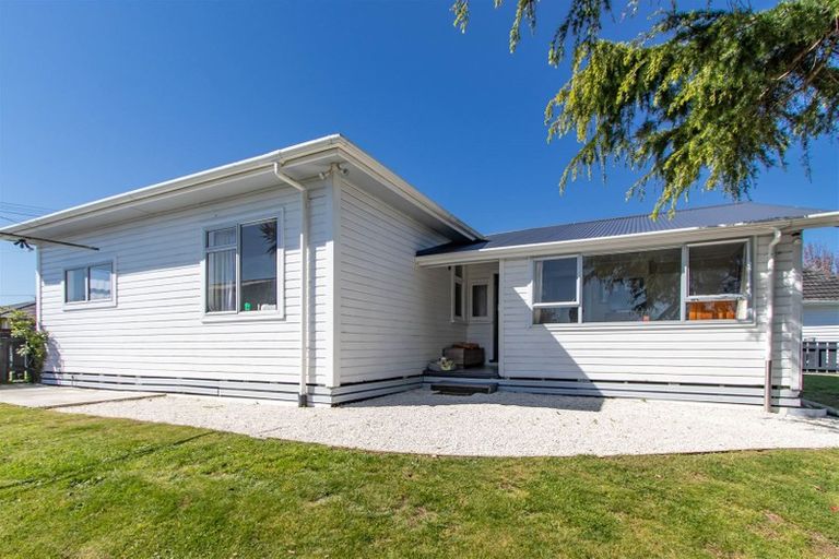 Photo of property in 10 Mahoe Street, Inglewood, 4330