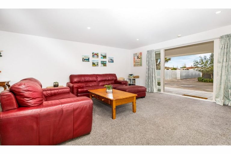 Photo of property in 142 Bower Avenue, New Brighton, Christchurch, 8083
