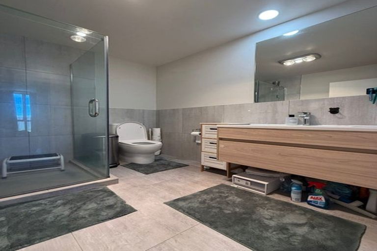 Photo of property in 6 Te Aparangi Road, Papakura, 2110