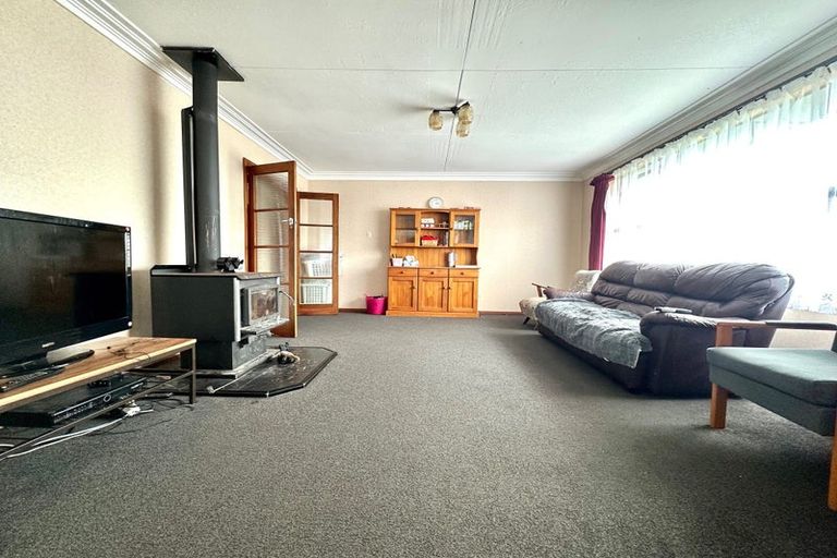 Photo of property in 13 Lowestoft Street, Balclutha, 9230