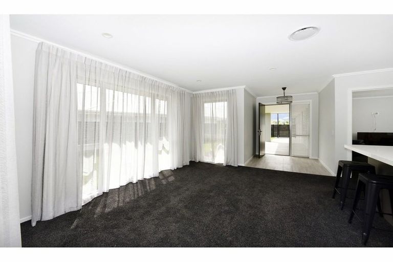 Photo of property in 40 Summersfield Boulevard, Appleby, Richmond, 7020